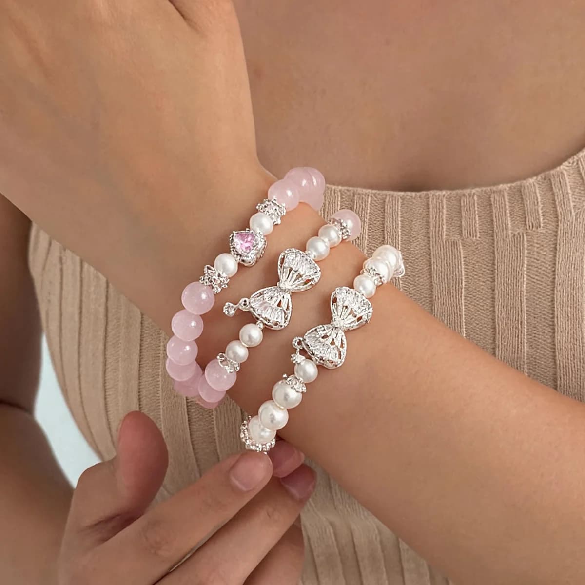 Women Elastic Beaded Bracelet Set — image 1